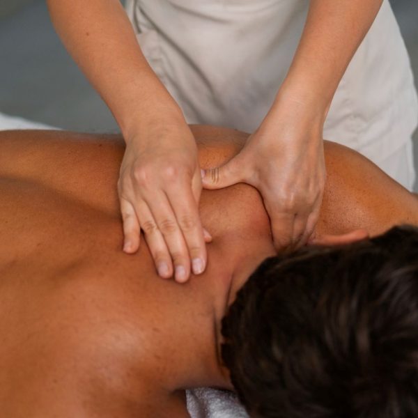 Deep Tissue Massage: Τι Είναι και Ποια τα Οφέλη του